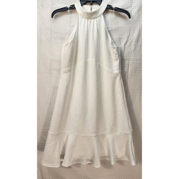 kellywood Dresses & Skirts - Kellywood Dress Size Medium White Halter Tie Strap Frill Detail Sundress